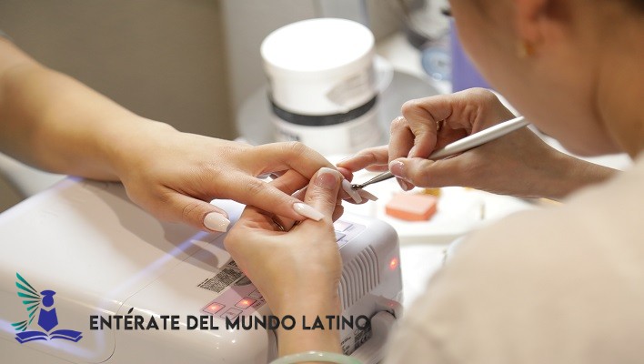Ingresa al Curso de Manicure en Chile